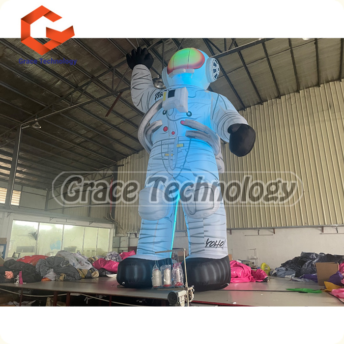 Inflatable Astronaut With Planet Model Giant Inflatable Spaceman Inflatable Solar System Planets Balloon Decoration