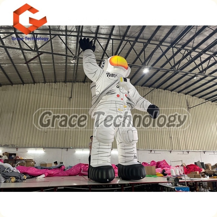 Advertising Inflatable Astronaut Model Customized Giant Cosmonaut Inflatable Spaceman with LED Lights