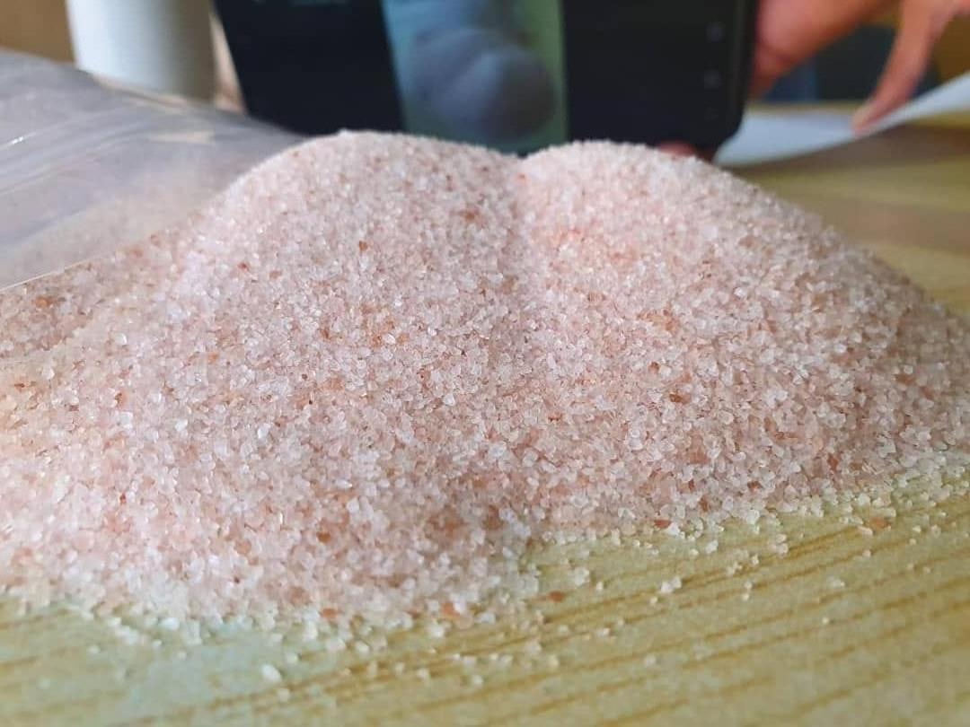 High quality Himalayan Pink Salt Available in Bulk Quantity Edible Pink Salt OEM/ OEM Services Himaliyan Pink Salt Granule