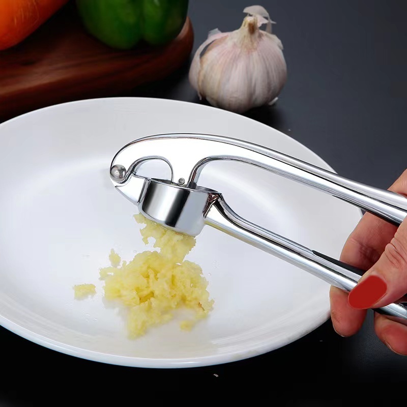 Kitchen Vegetable Convenient High Quality Zinc Alloy Portable Handheld Masher Garlic Press