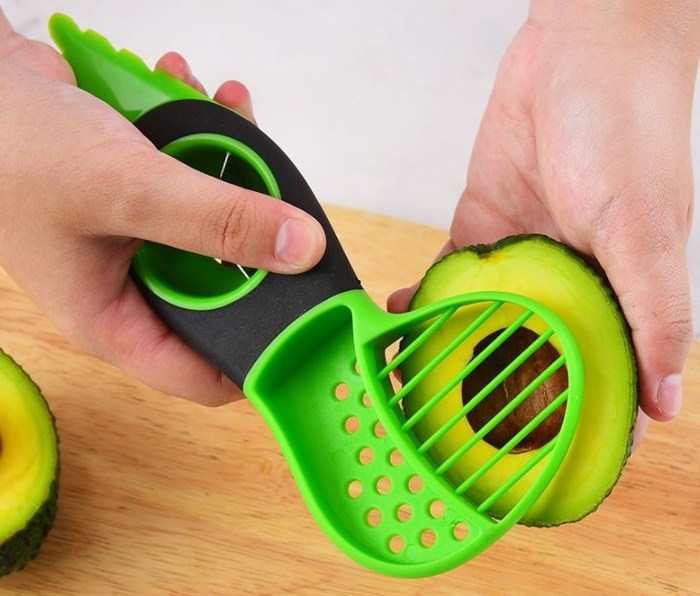 avocado slicer, cutter, pitter, masher, 4 in 1 tool with non slip grip. Smart multifunctional kitchen gadget kit.