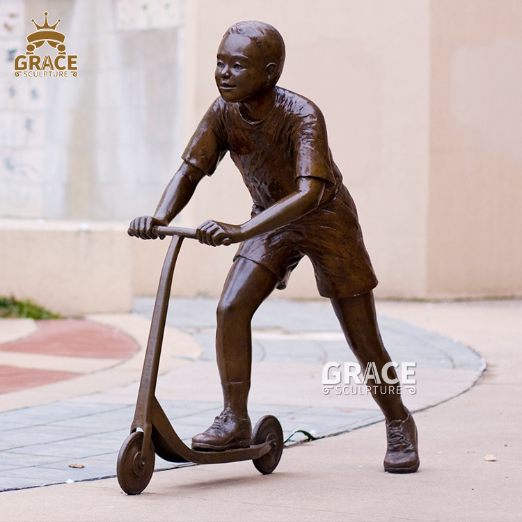 Outdoor Life Size Bronze Kid Sculpture Large Girl Play Golf Statue