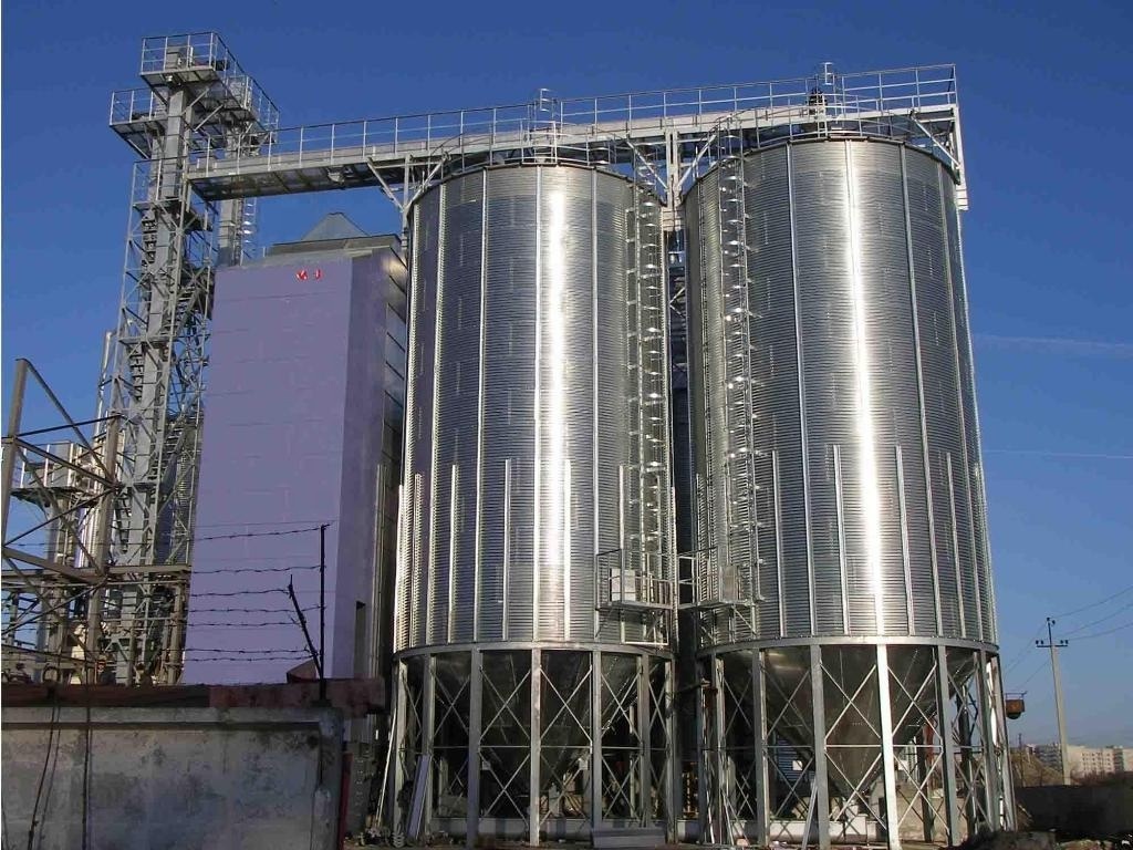 High Quality Small Grain Silo Pig Chicken Animal Husbandry Galvanized Steel Silo For Grain Storage