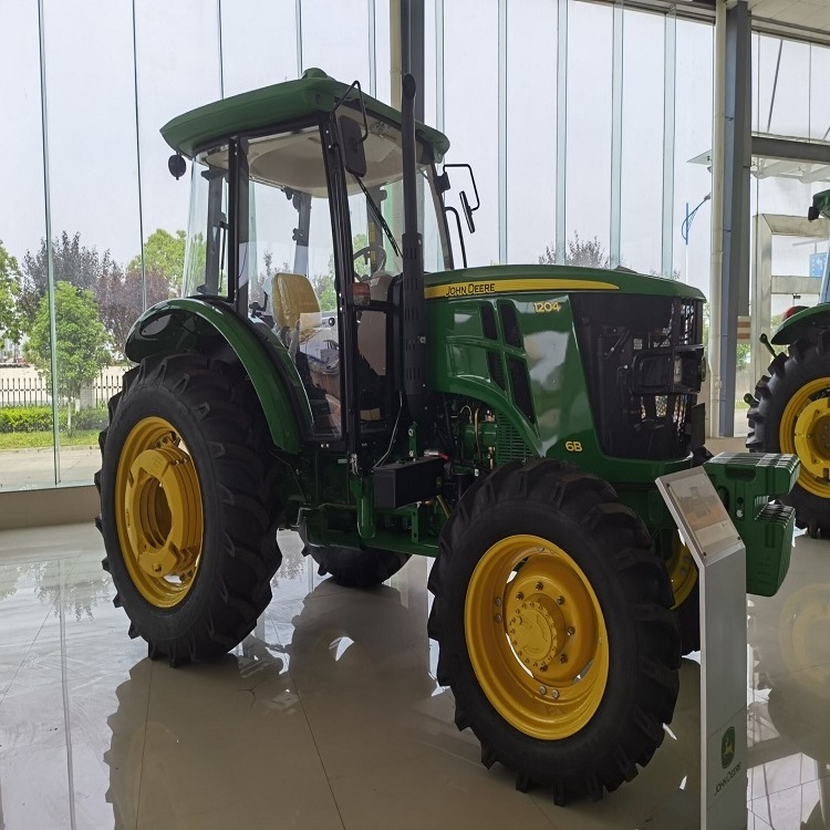 High -power Farm Machinery 120HP Tractor Cabin Tractor