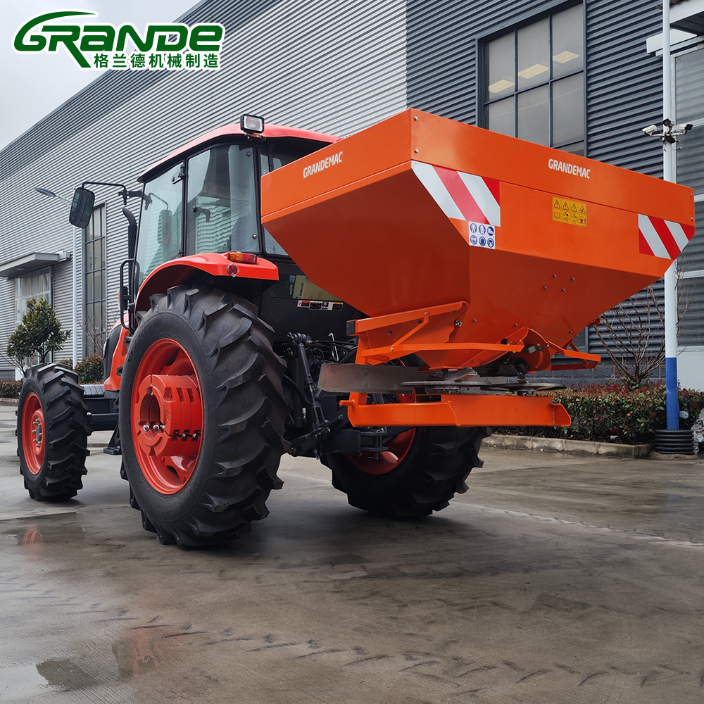 farm machinery tractor mounted  900L manure fertilizer spreader