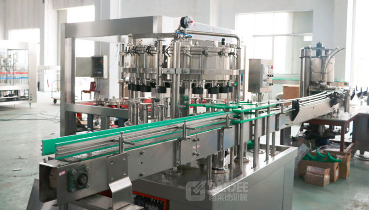 Automatic Reliable Supplier Aluminum Drink Soda Tin Can Sealing Carbonated Beverage Cans Filling Machine