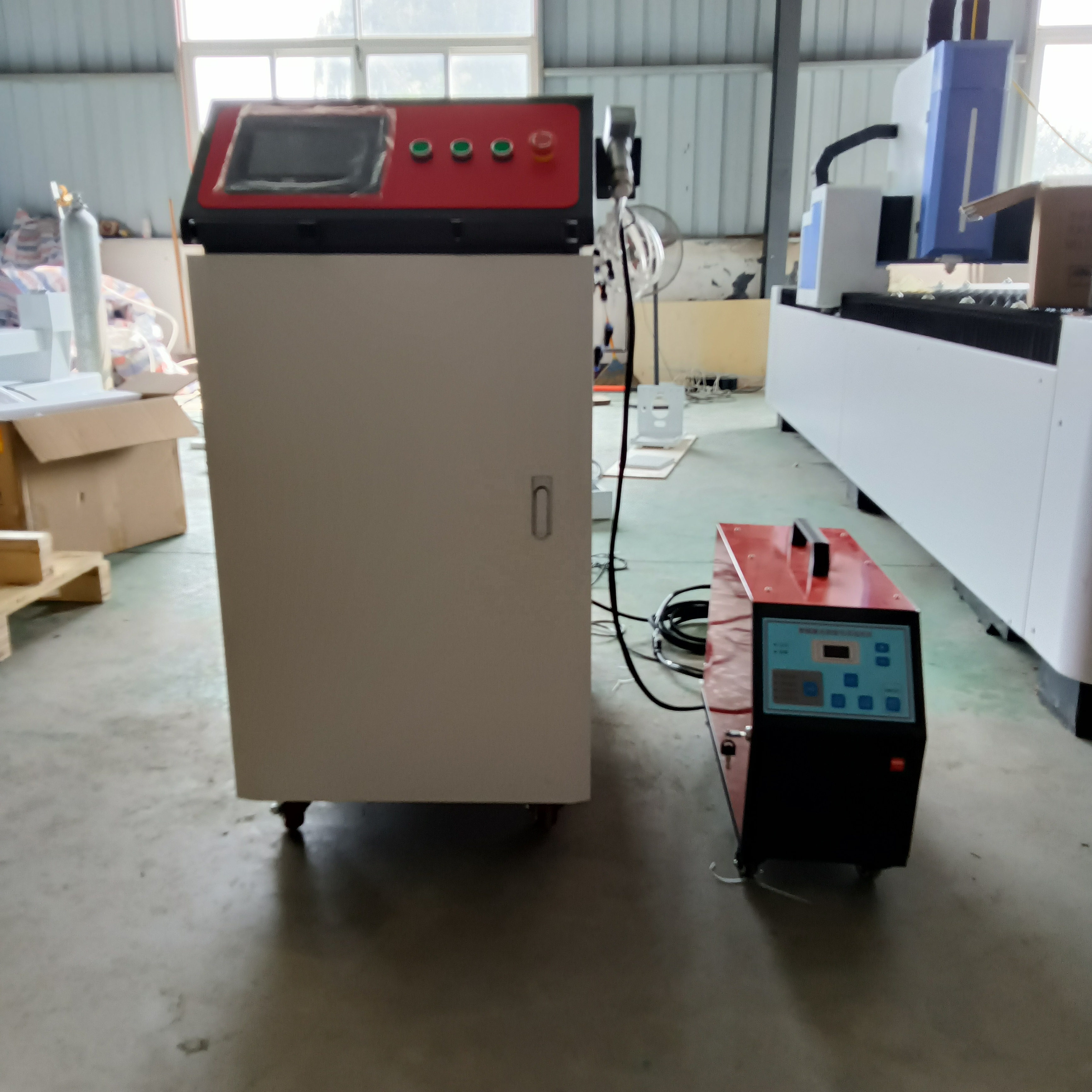 European Safe standard Good quality Hot sale handheld fiber lazer welder Raycus1000w 1500w 2000w laser welding machine for metal