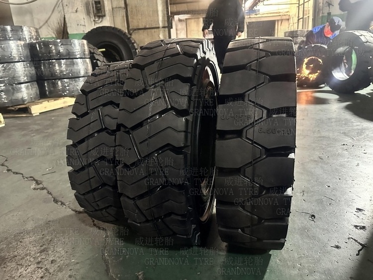 Good quality industrial solid forklift tyre 7.00-12 4.00-8 5.00-8 650-10  6.50-10 28x9-15 with good price