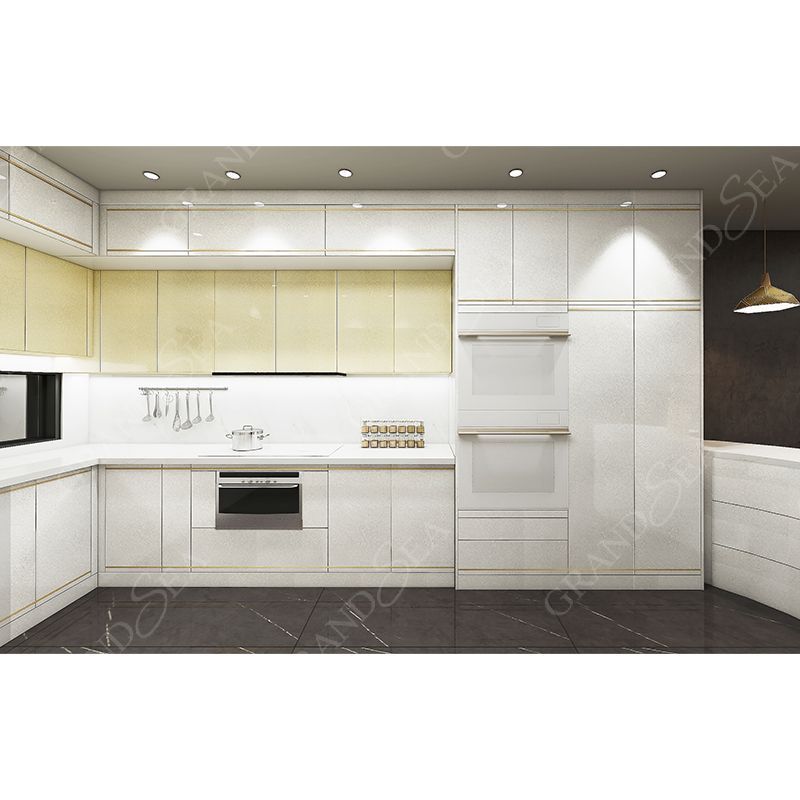 Modern Design High Glossy Lacquer Kitchen Cabinets from China Factory Direct with Plywood Carcase and Essential Accessories