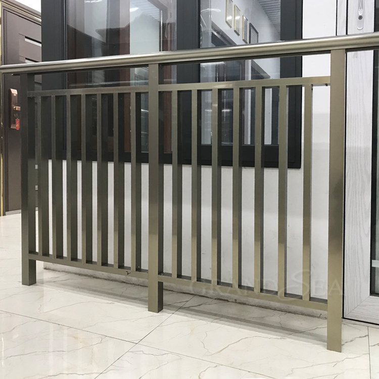 High strength 304 stainless steel fence railings modern style staircase wrought iron balustrade