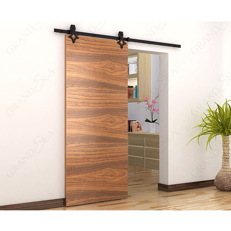 Grandsea Fancy Design Solid Wood Panel French High Quality Interior Partition Door Bedroom Solid Wood Barn Door Waterproof