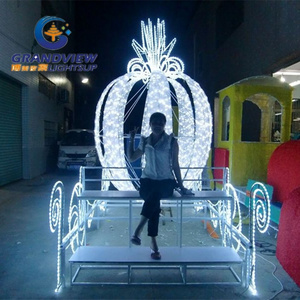 2023 LED lighted Cinderella carriage for wedding Christmas theme park decoration