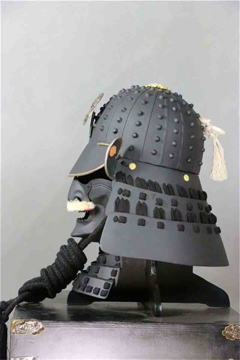 Japanese Samurai Helmet Armor Custom Medieval Knight Suit of Armor Perfect For Decoration Made From Brass and Iron Polished Surf