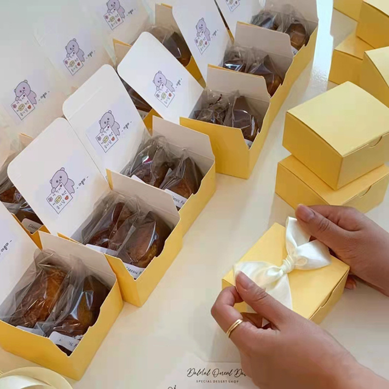 wholesale 4x4 eco friendly cardboard small cube yellow paper folding wedding gift candy cookie packaging cake box