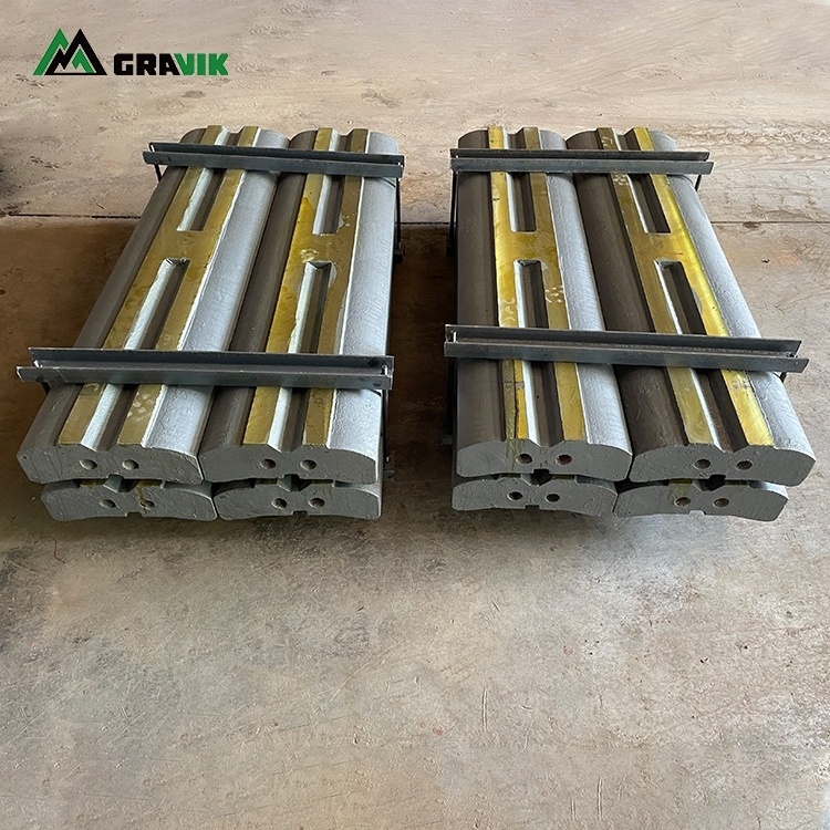 Original quality Martensite with Ceramic Insert RubbleMaster Terex Kleemann Impact Crusher Parts blow bars