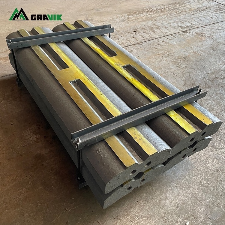 Original quality Martensite with Ceramic Insert RubbleMaster Terex Kleemann Impact Crusher Parts blow bars