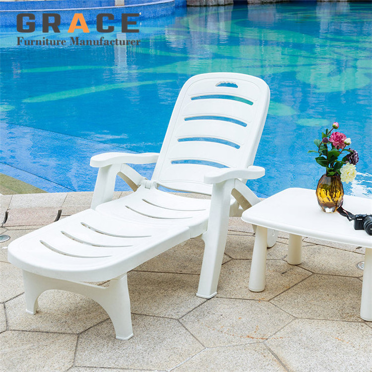 Hotel plastic rattan beach folding lounge chairs outdoor pool chair