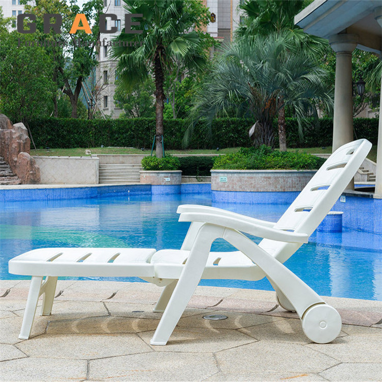 Hotel plastic rattan beach folding lounge chairs outdoor pool chair