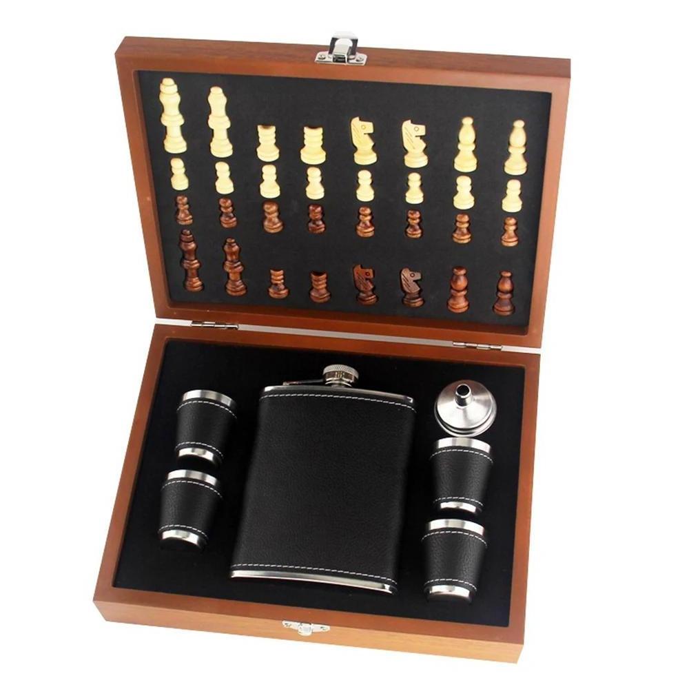 2024 popular Whiskey Liquor Hip Flask with funnel and shot glass In Wooden Gift box Stainless steel Hip Flask set with chess