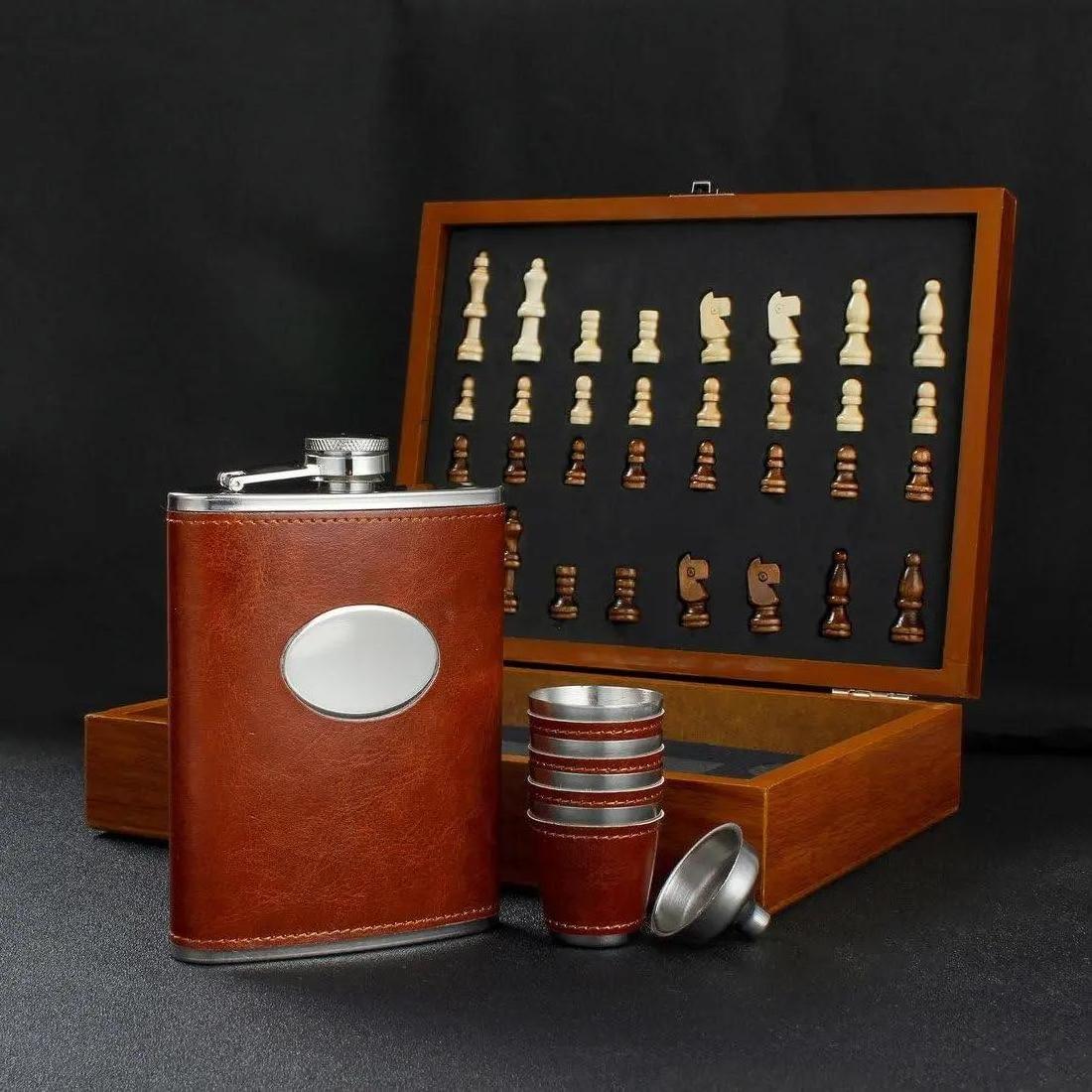 2024 popular Whiskey Liquor Hip Flask with funnel and shot glass In Wooden Gift box Stainless steel Hip Flask set with chess