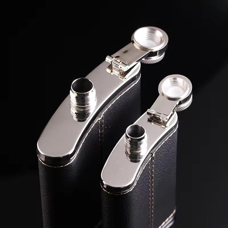 2024 Popular Customized Whiskey Liquor wine 304 stainless steel  Mini Hip Flask 6oz  7oz 8oz for Gift  travel business wholesale