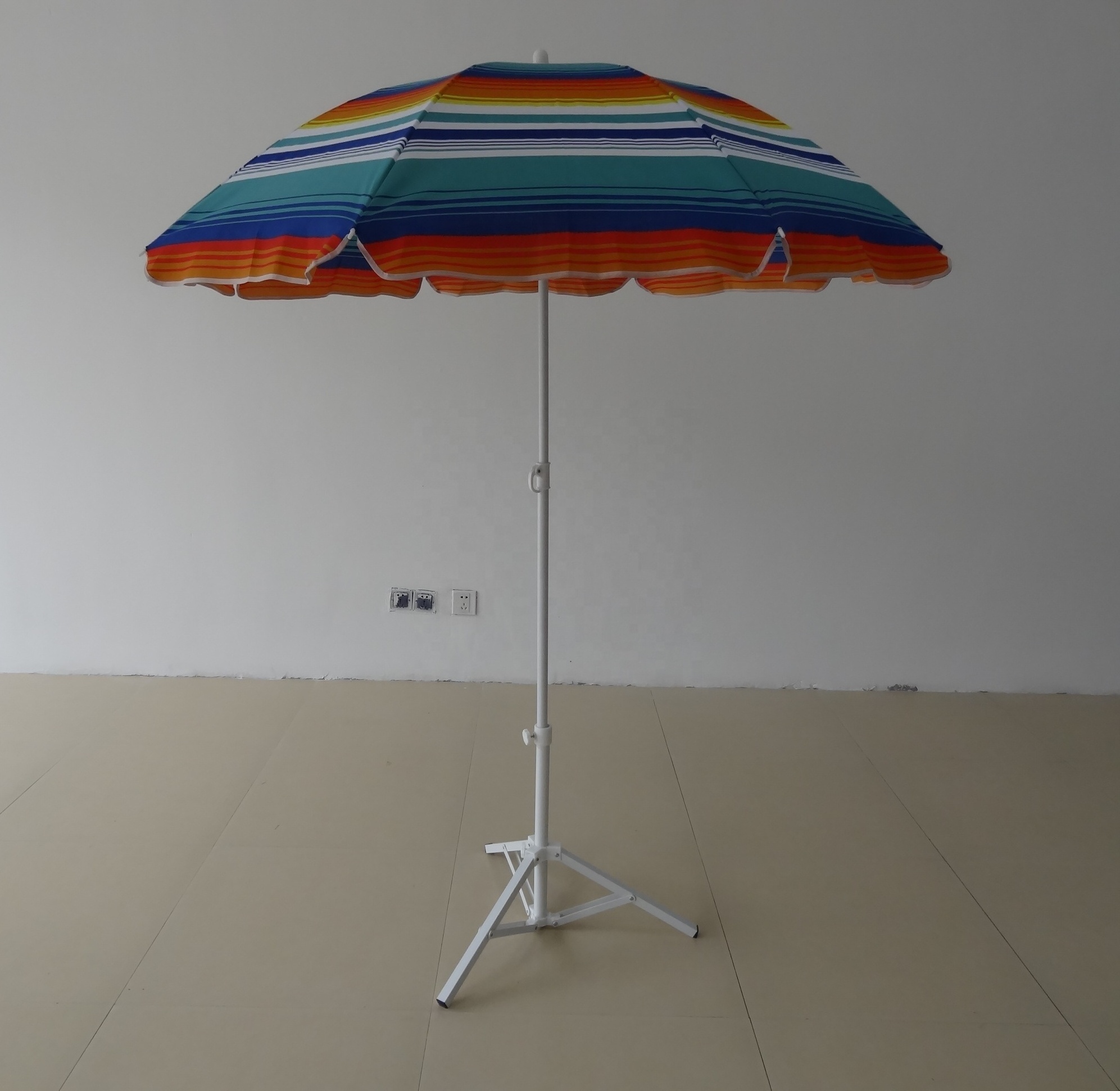 New Design Colorful Striped Printing UV Resistant Polyester Fabric 6 Foot Durable Frame Patio Outdoor Beach Umbrella With Tilt