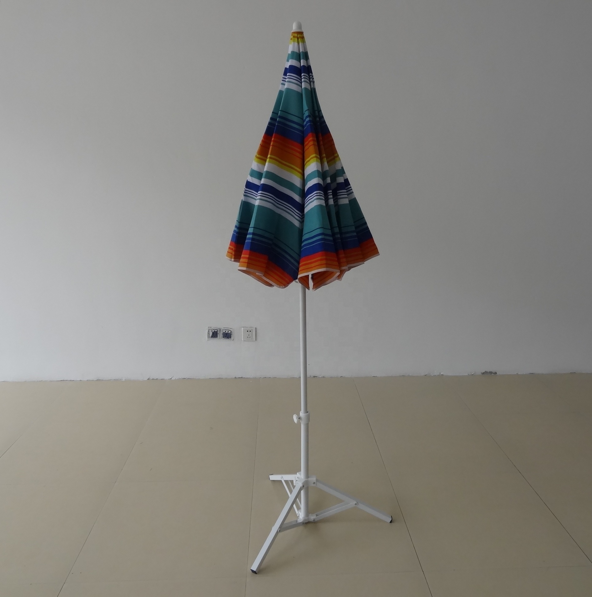 New Design Colorful Striped Printing UV Resistant Polyester Fabric 6 Foot Durable Frame Patio Outdoor Beach Umbrella With Tilt