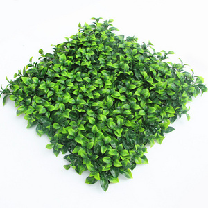 Wholesale Artificial Panel Hedges Roll Plastic Boxwood Grass Green Wall Faux Vertical Plants Wall For Garden Decoration