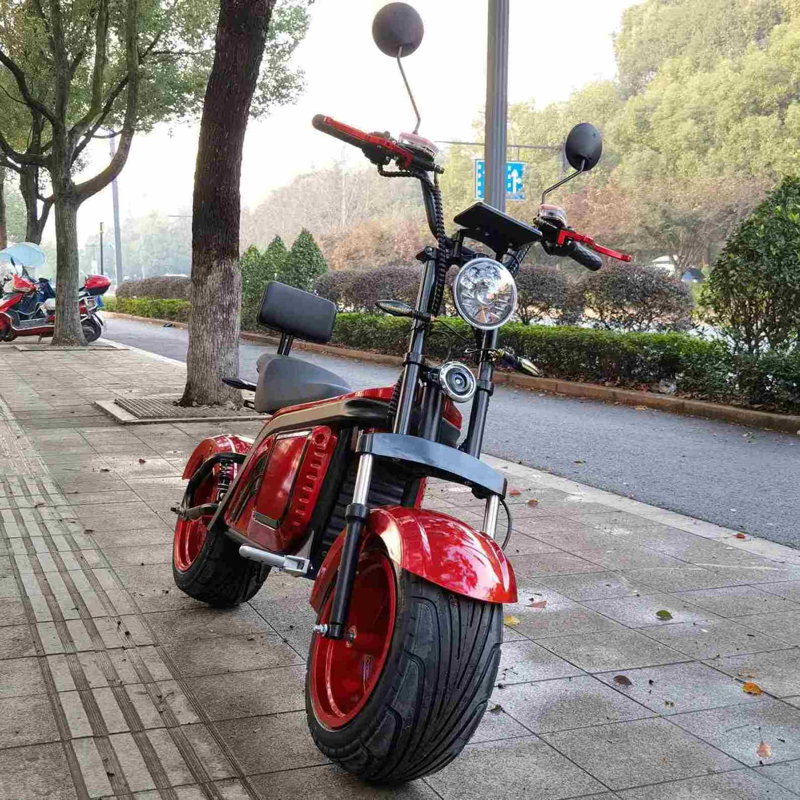 Three Wheel 1500/2000W Hulk Electric Scooter Tricycle Motorcycle With Sidecar