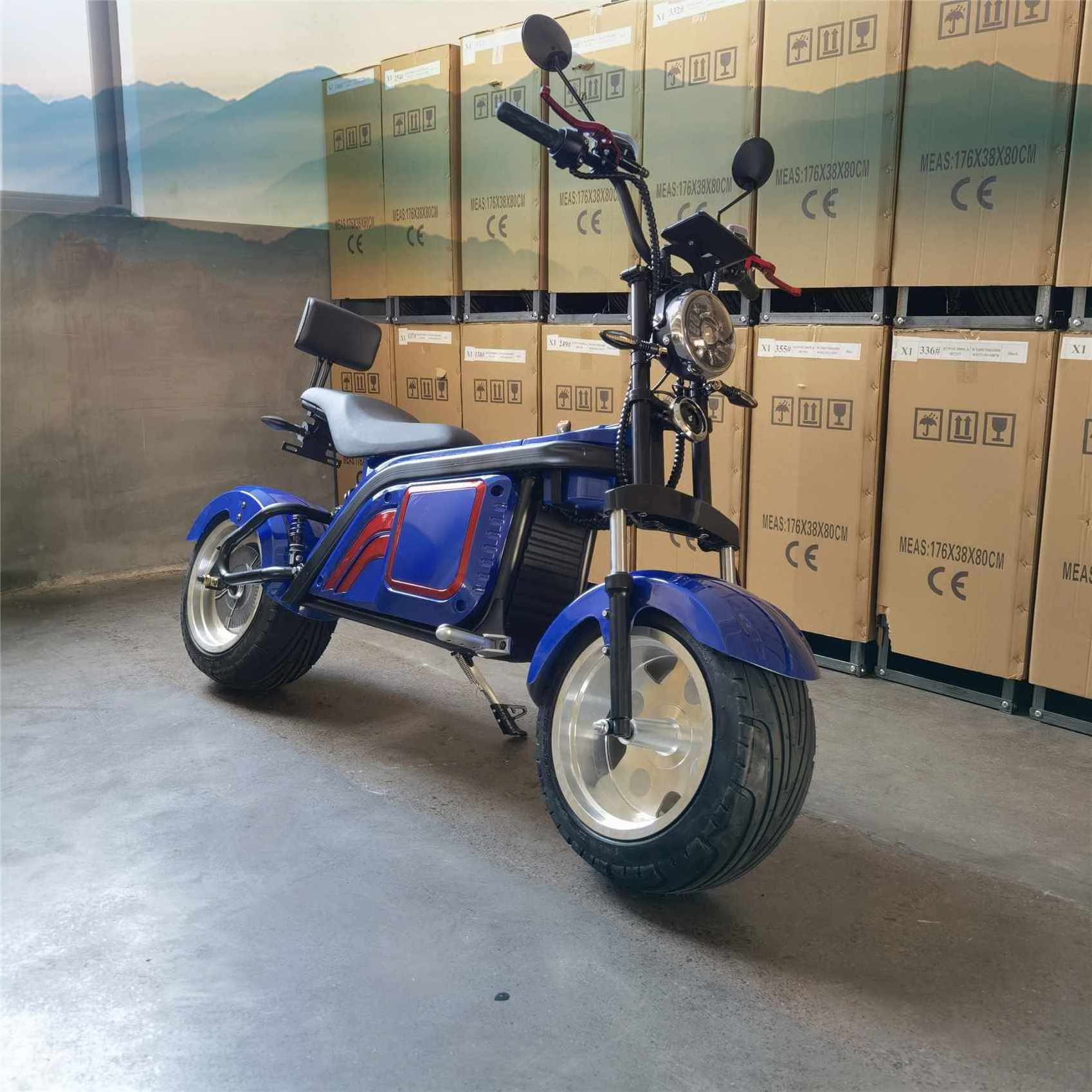 Enclosed Moped Electric Scooter With Seat 2023 1500W China Finance Cheap Kids Pure Four-Wheel Scooter Ce