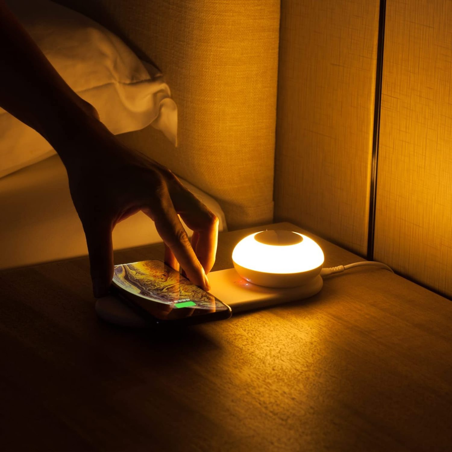 Smart Touch Bedside Table Lamp with Fast Wireless Charging Pad, USB Rechargeable LED Night Light