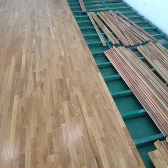 Oak Hardwood Indoor Solid Wood Flooring For Basketball Full System Sports Flooring