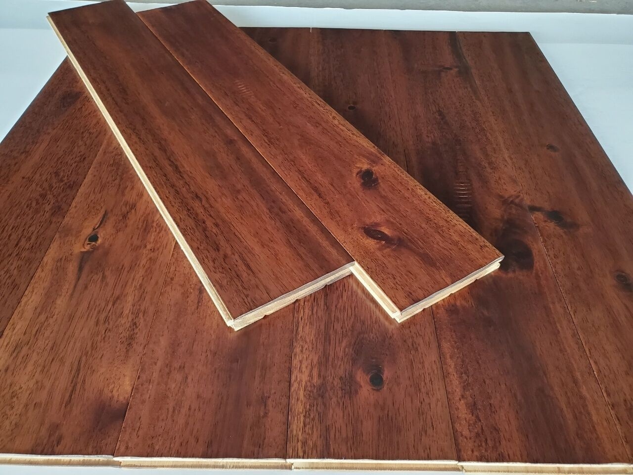 Honey Color Small Leaf Acacia Solid Wood Flooring