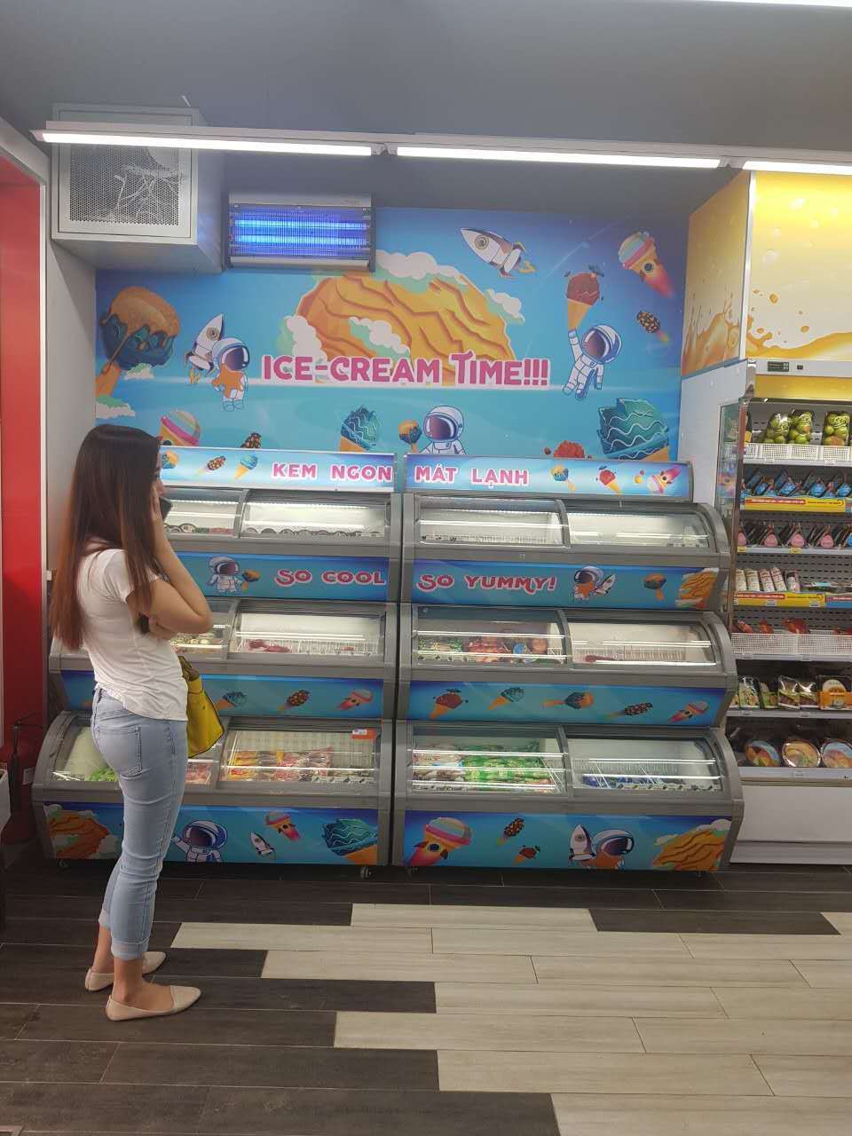 Sliding Glass Door Big Capacity Upright High Capacity Freezer for Ice Cream