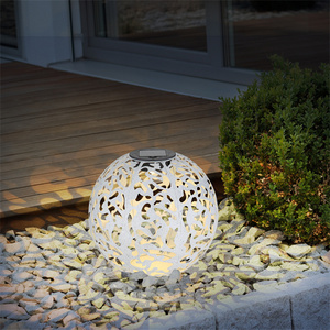 Retro Metal Waterproof Patio Yard Pathway Decorative Led Table Solar Light Outdoor Hanging Garden Solar Lantern