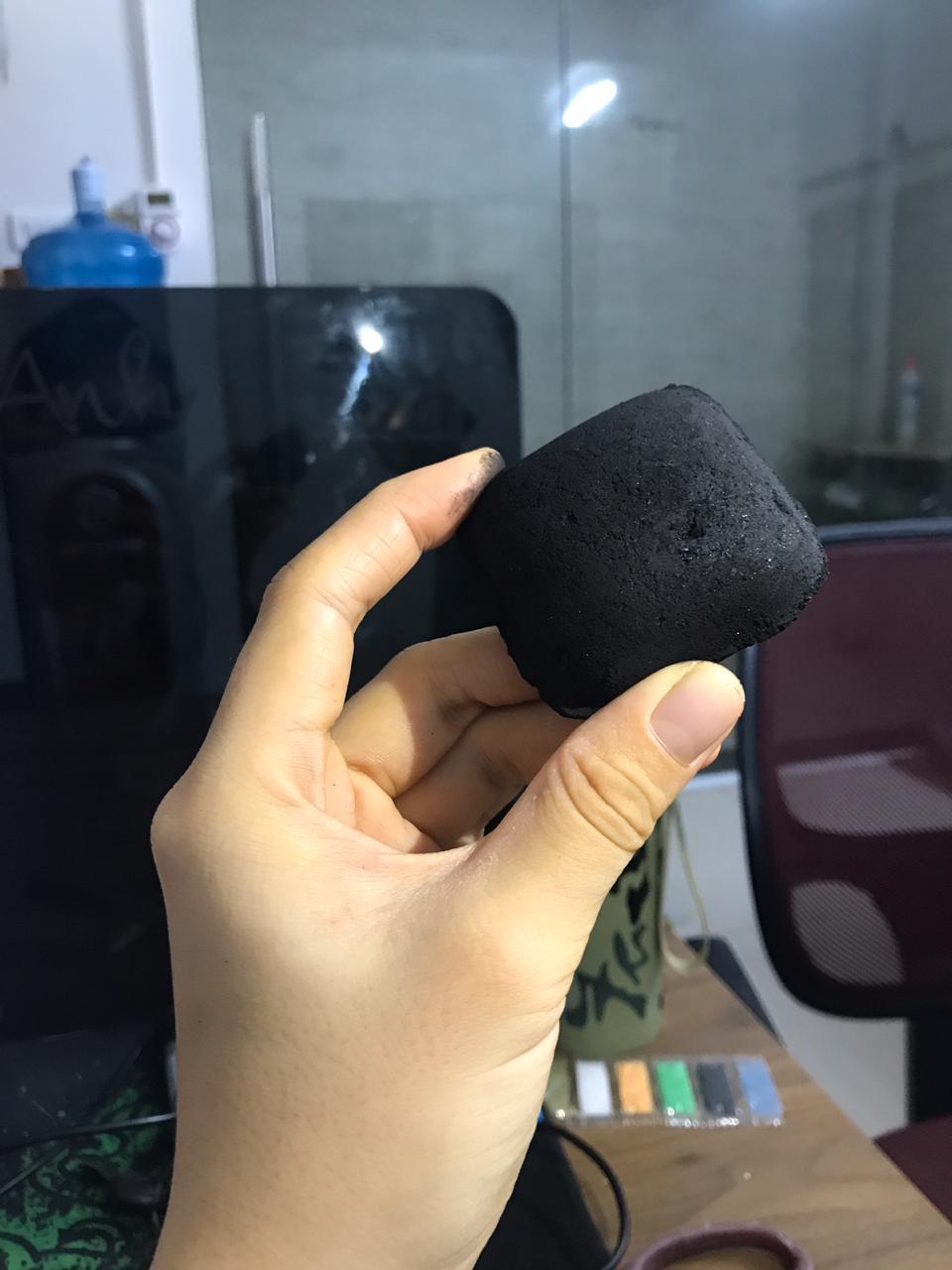 Money-saving cheap price Indonesia quality Coconut Shell Pillow/Kaloud Briquette Charcoal For BBQ Grills From Vietnam