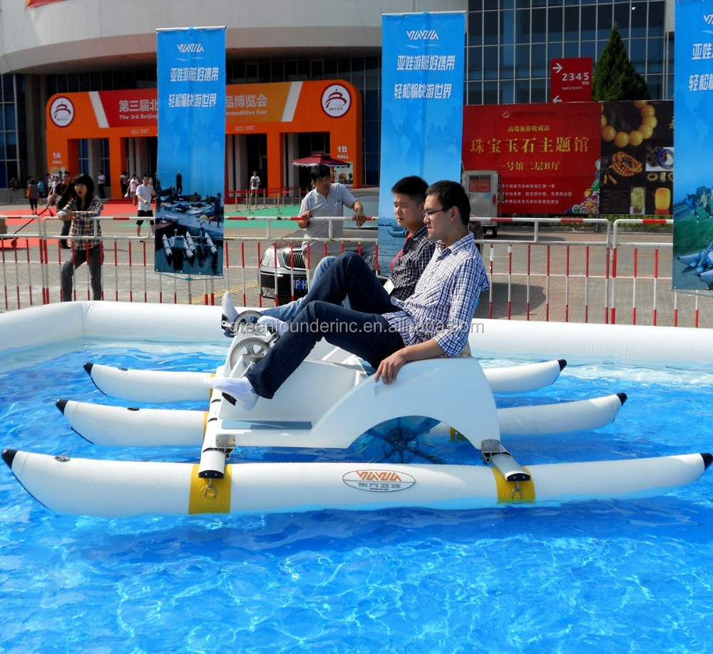 Resort Riding Two Men Pedal Boats Water Bikes Water Bicycle for sale