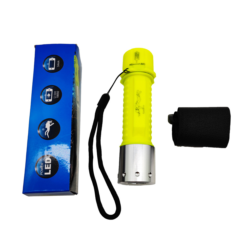 T6 LED IPX7 waterproof 1*18650/3*AAA battery charge with wrist strap Outdoor diving plastic flashlight