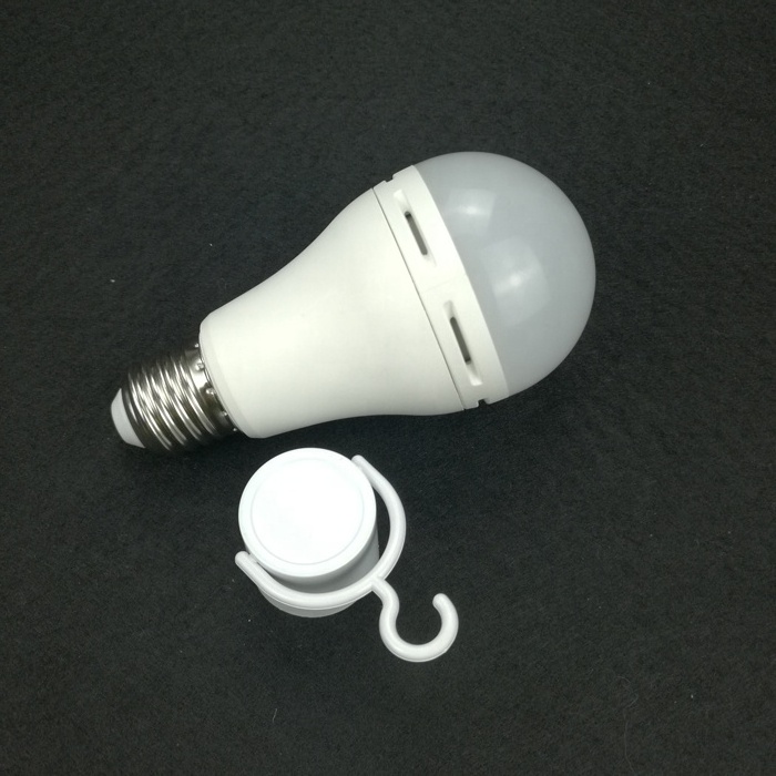 High performance rechargeable emergency led lighting auto charging AC DC light bulbs