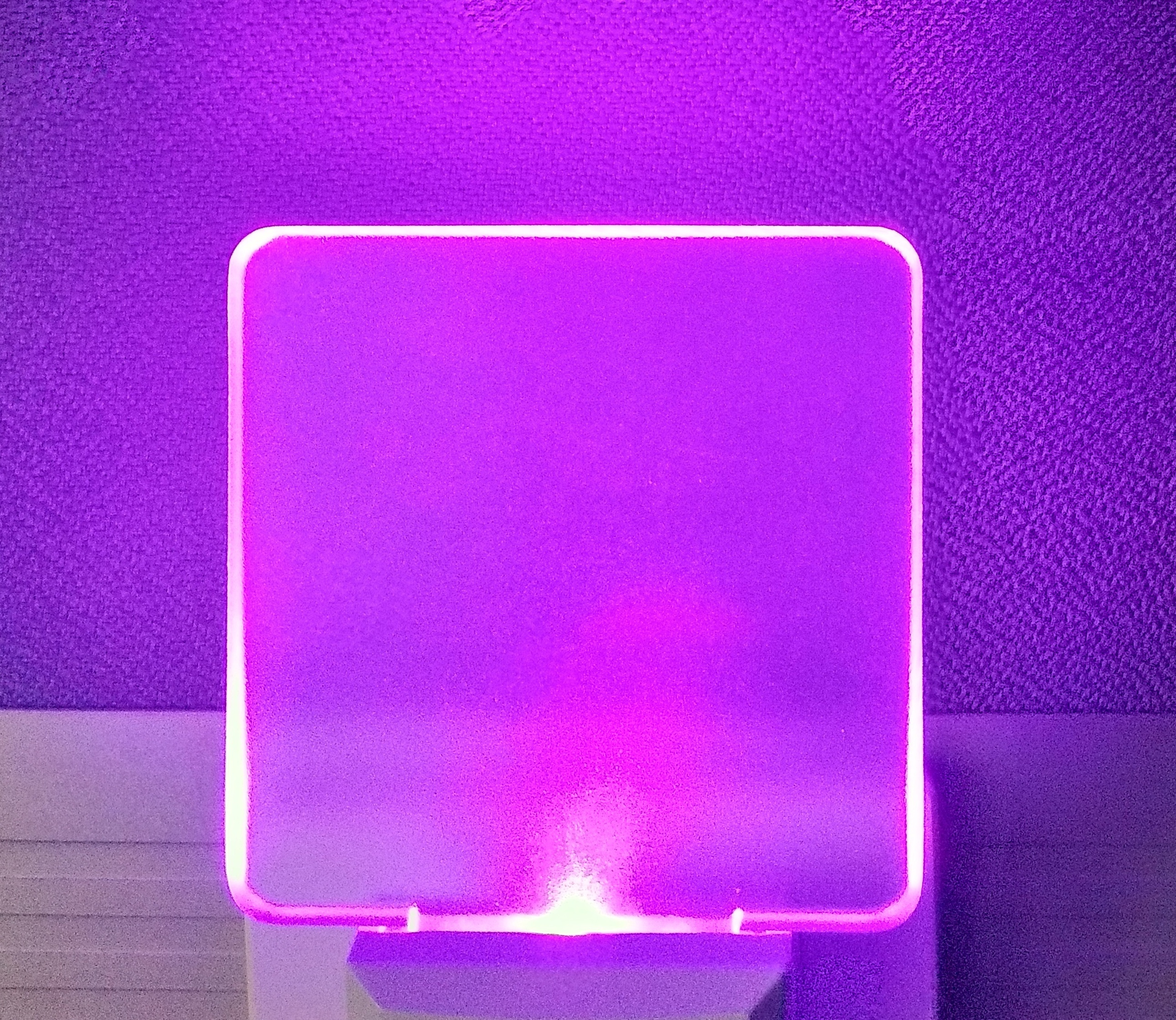 RGB color changing led wall plug night light with dusk to dawn auto sensor