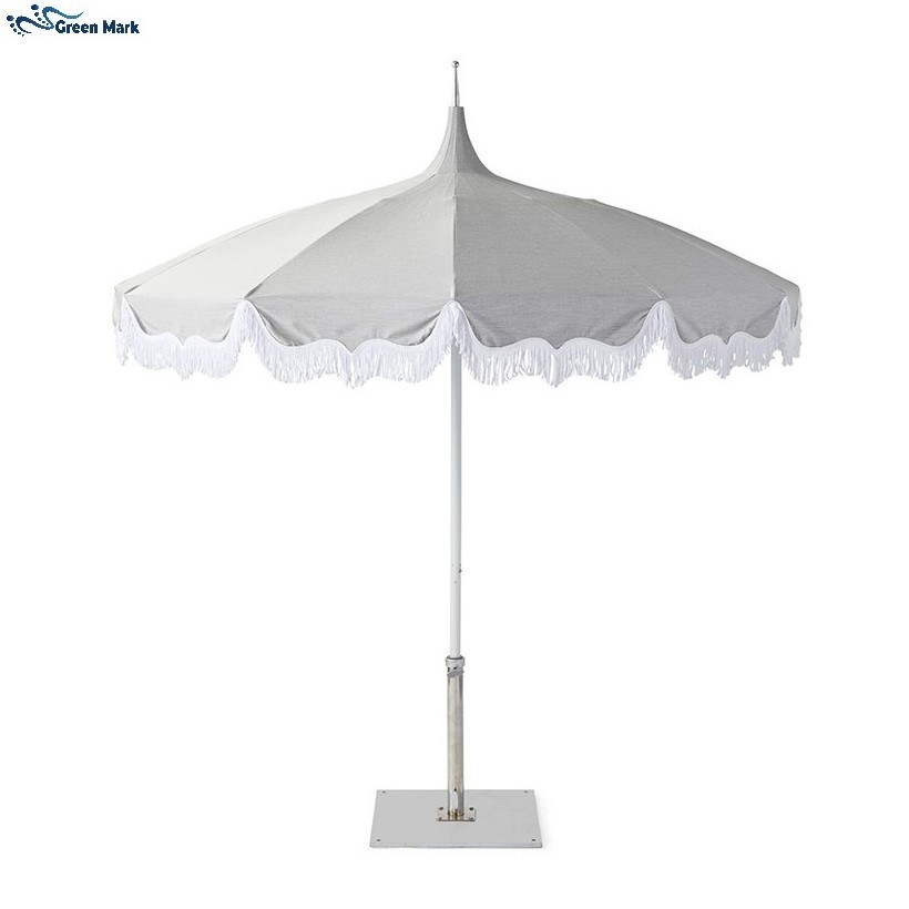 Customized OEM LOGO Design Luxury Vintage Pagoda Patio Umbrella Large Parasol Beach Umbrellas With Tassels