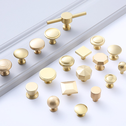 Wholesale brass golden kitchen cabinet furniture handle pull hardware supplier