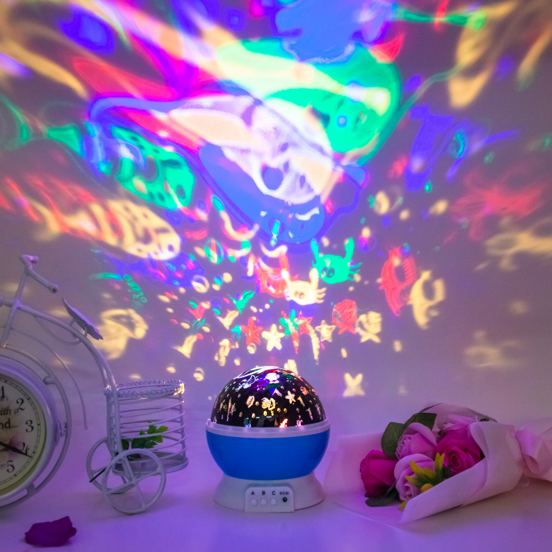 Creative fantasy romantic rotating led star lamp projection lamp small night light Christmas Eve birthday gift