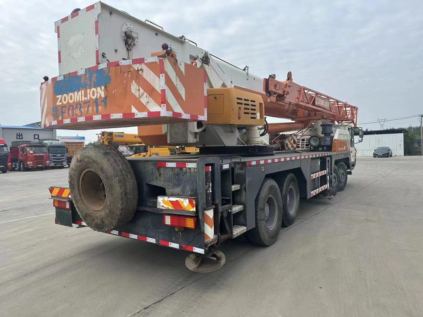 Used 50ton Crane of Zhonglian truck cranes 25 tons of mobile cranes 30ton 50 tons 70t 80 tons 100ton