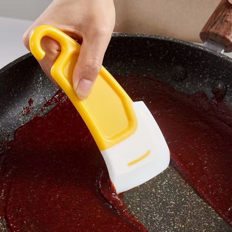 Wholesale Silicone Kitchen Spatula Pan Cleaning Scraper and Burnt-On Grease Remover Essential Baking & Pastry Tool