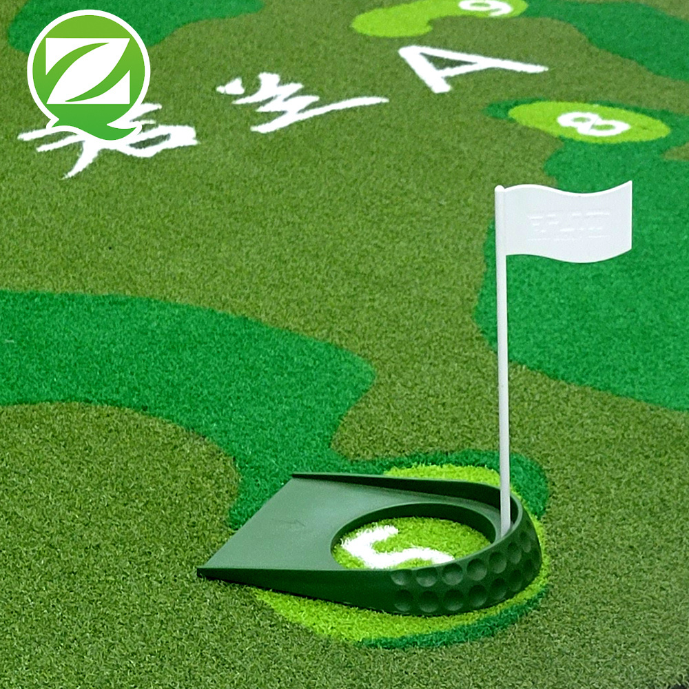 QINGZHOU mini golf course customized mini golf putting green 18 holes training mat golf greens