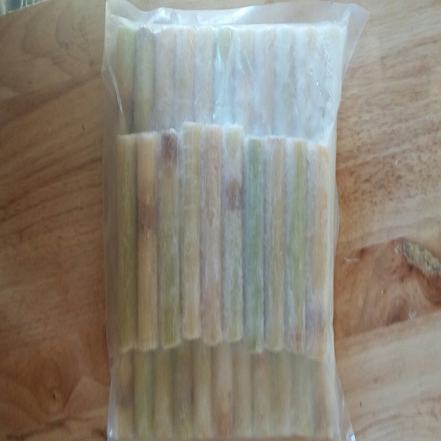 FROZEN SUGAR CANE FROM VIETNAM- DELICIOUS, HIGH QUALITY AND  NATURAL SWEET WITH NO ADDITIVE