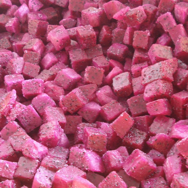 FROZEN DRAGON FRUIT FROM VIETNAM WITH BEST QUALITY - IQF DRAGON FRUIT CUBE - IQF PITAYA FOR FOOD & BEVERAGE