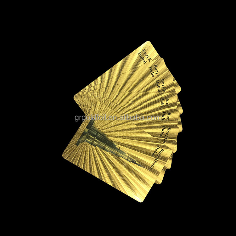 Fast delivery low MOQ custom gold foil playing cards