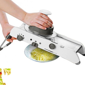 Safe Hands Interchangeable Blade Adjustable Mandolin Slicer,304 Stainless steel slicer mini mandoline slicer